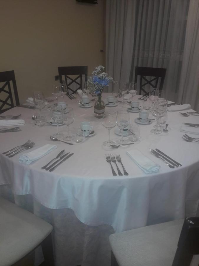Hostal Restaurante Pacos Herrera del Duque المظهر الخارجي الصورة